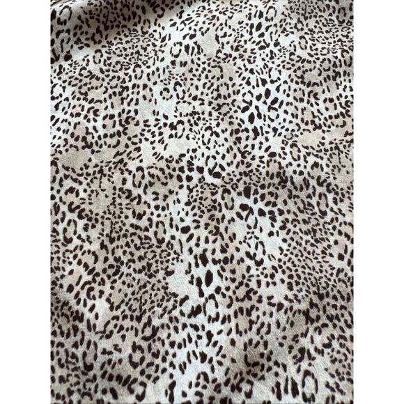 Joie Blouse Top Womens Small 100% Silk Animal Print Button Up V-Neck Workwear - Picture 10 of 12